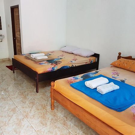 Pasanggaran Red Island Bungalows חדר תמונה