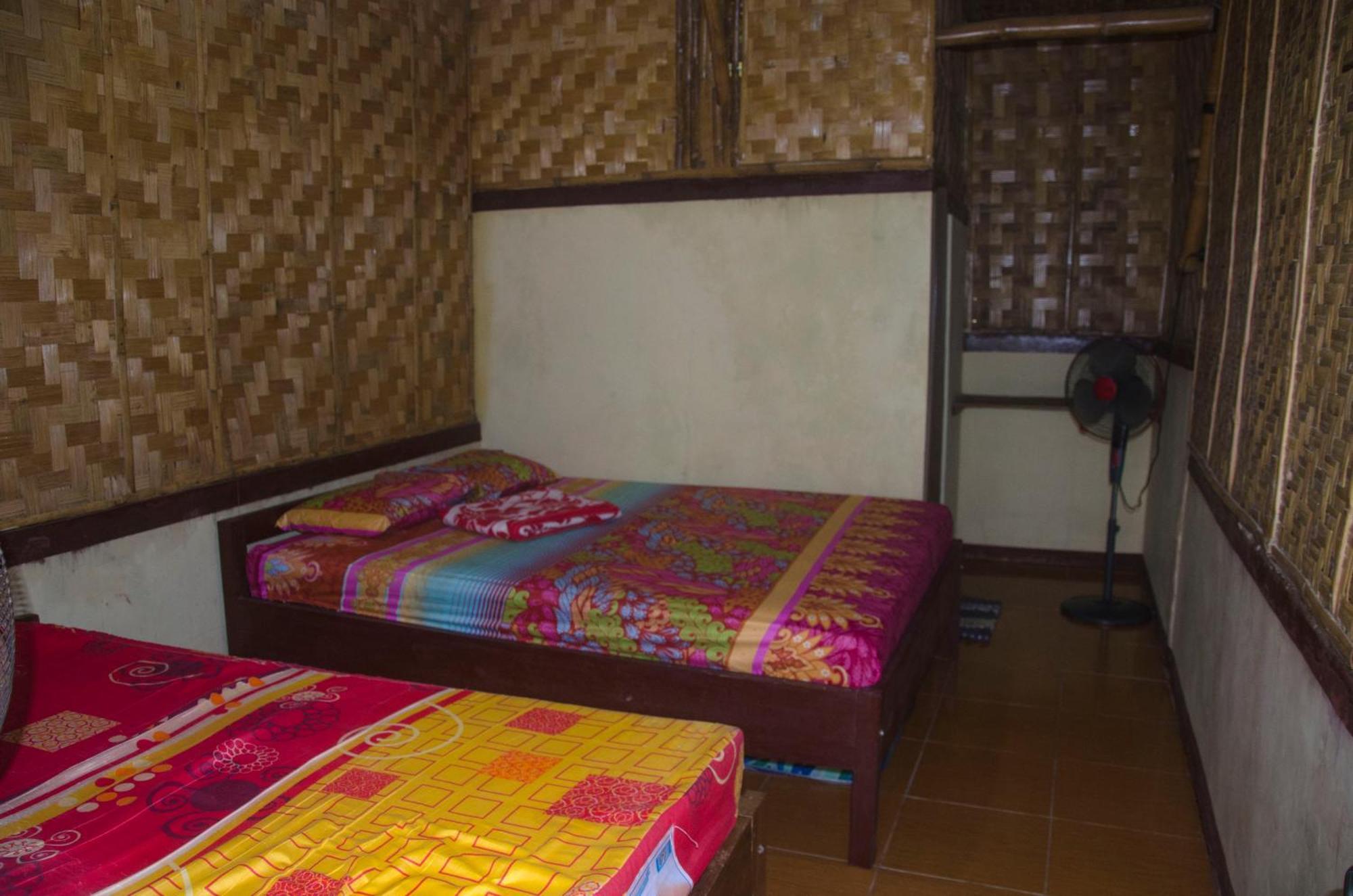 Pasanggaran Red Island Bungalows מראה חיצוני תמונה